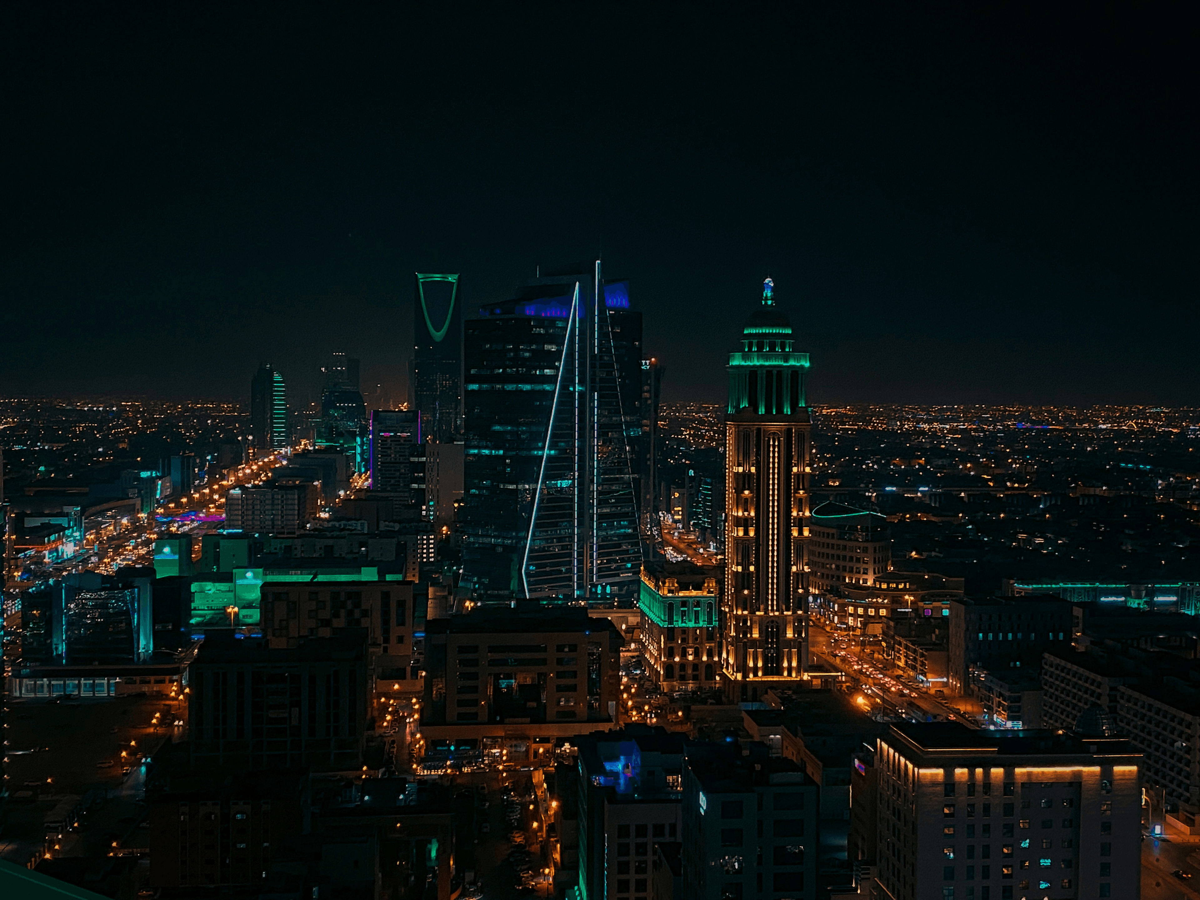 تحولات العمل الخيري في المملكة:
من صناديق البر إلى رؤية 2030